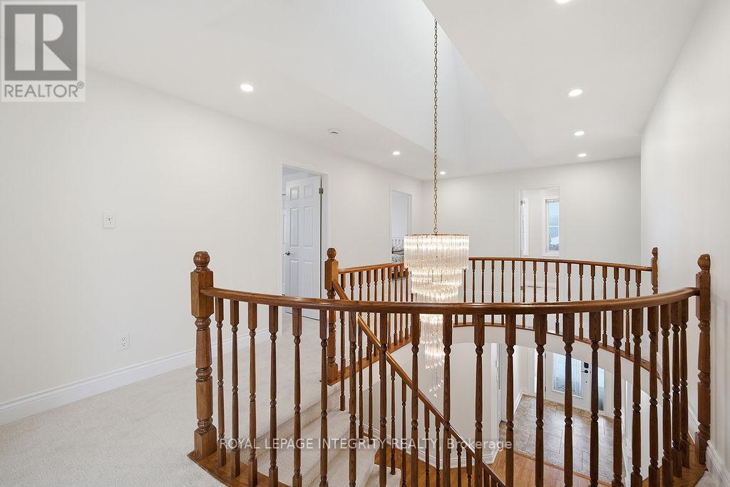 50 Rosenfeld Crescent, Ottawa, Ontario  K2K 2L2 - Photo 28 - X12905988