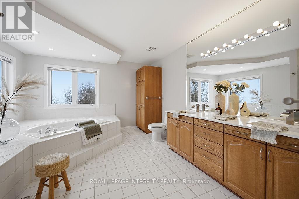 50 Rosenfeld Crescent, Ottawa, Ontario  K2K 2L2 - Photo 35 - X12905988