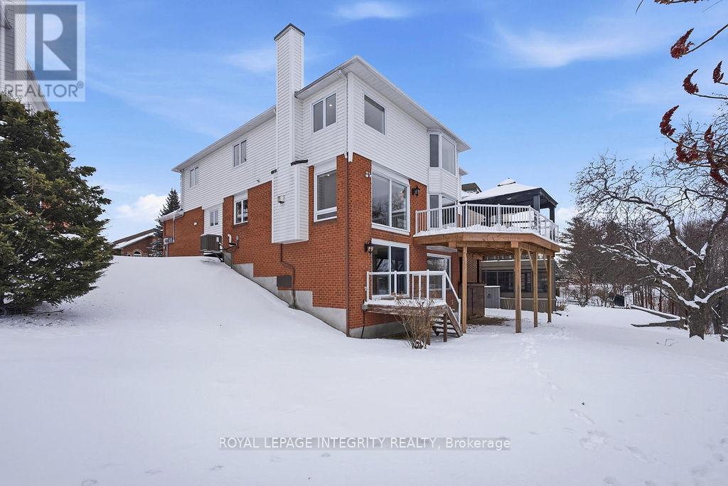 50 Rosenfeld Crescent, Ottawa, Ontario  K2K 2L2 - Photo 45 - X12905988