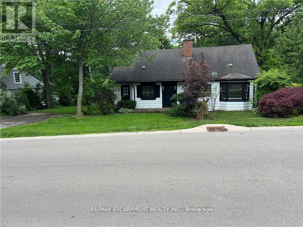 804 Shadeland Avenue, Burlington, Ontario  L7T 2M1 - Photo 3 - W12977328