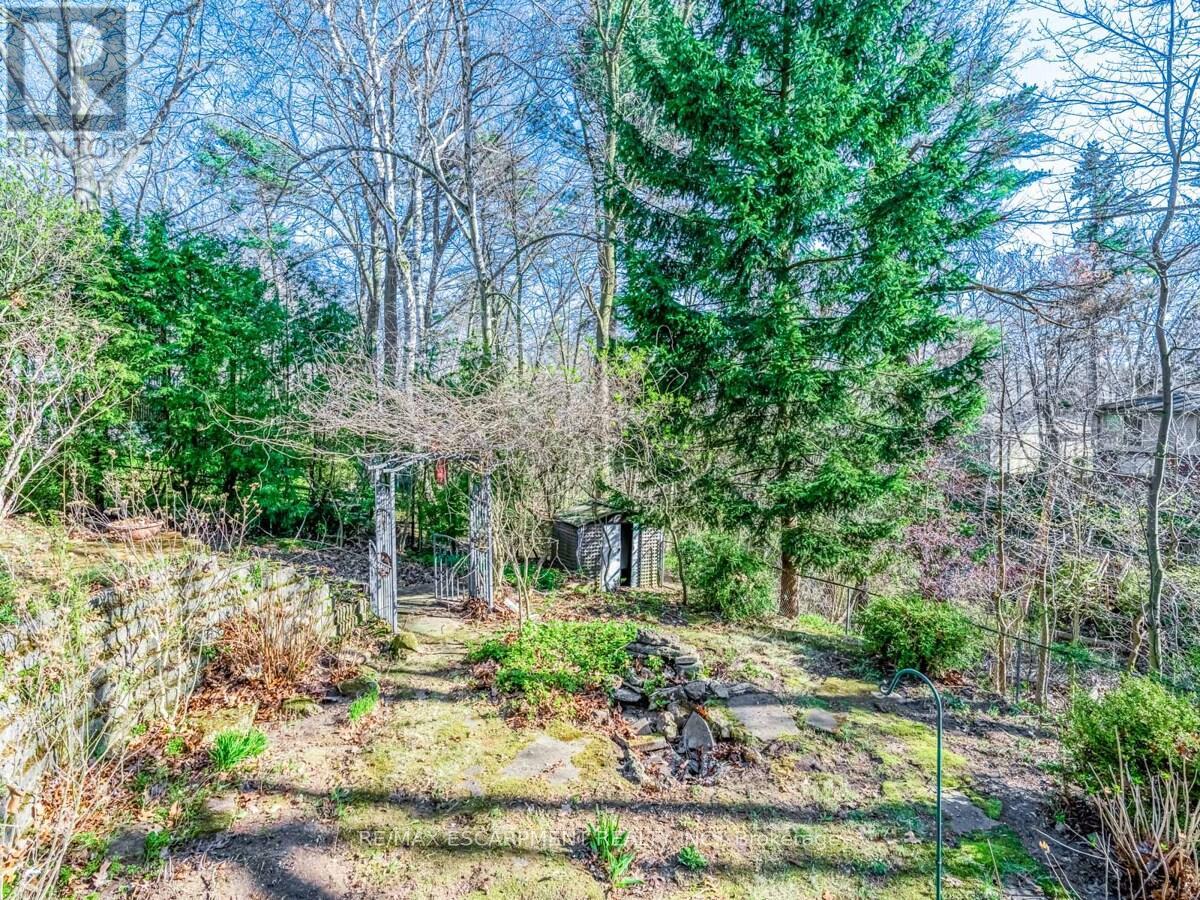 804 Shadeland Avenue, Burlington, Ontario  L7T 2M1 - Photo 36 - W12977344