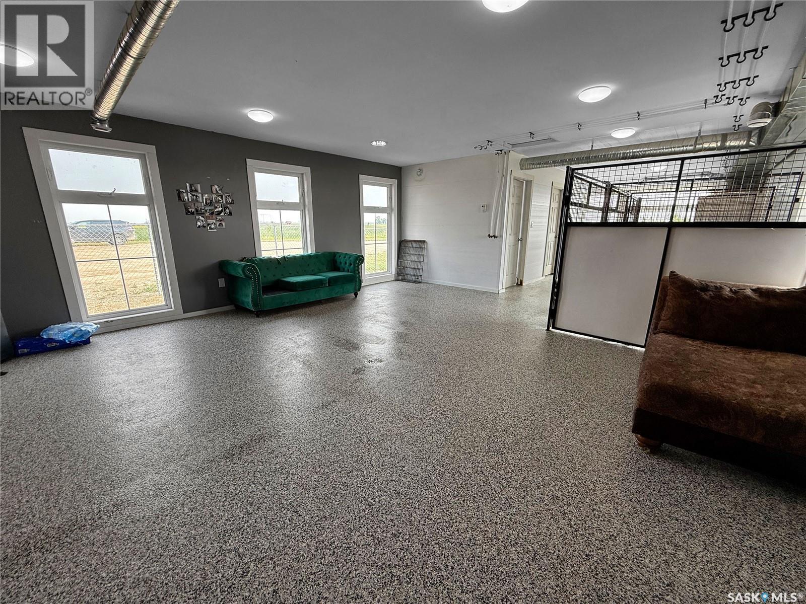 Envy Dog House Acreage, Silverwood Rm No. 123, Saskatchewan  S0G 4Z0 - Photo 27 - SK014548