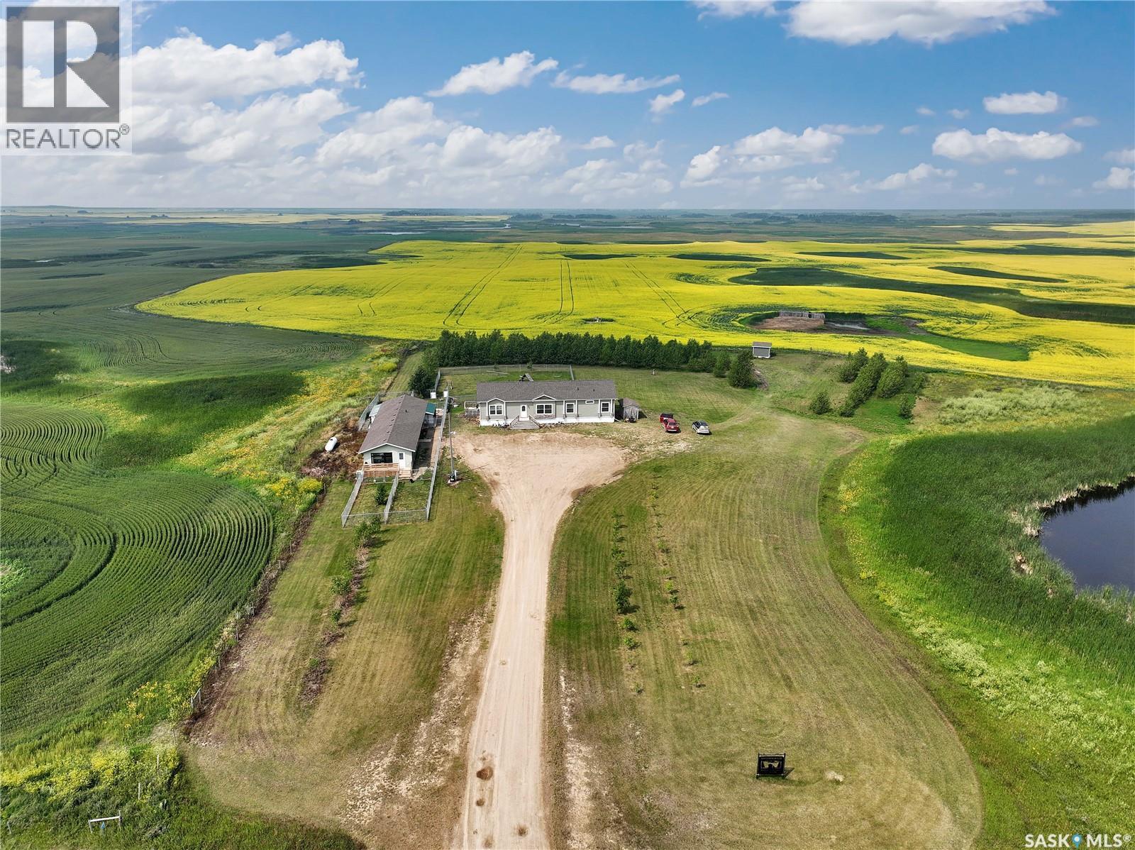 Envy Dog House Acreage, Silverwood Rm No. 123, Saskatchewan  S0G 4Z0 - Photo 2 - SK014548