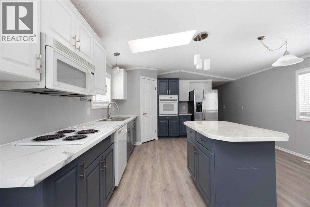 147 Cree Lane, Fort Mcmurray, Alberta  T9K 1Y5 - Photo 4 - A2300063