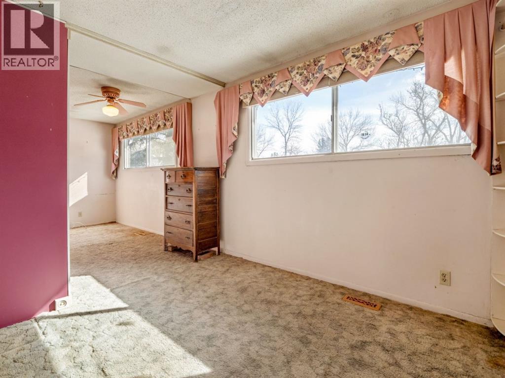 1306 27 Street N, Lethbridge, Alberta  T1H 4A5 - Photo 19 - A2300434