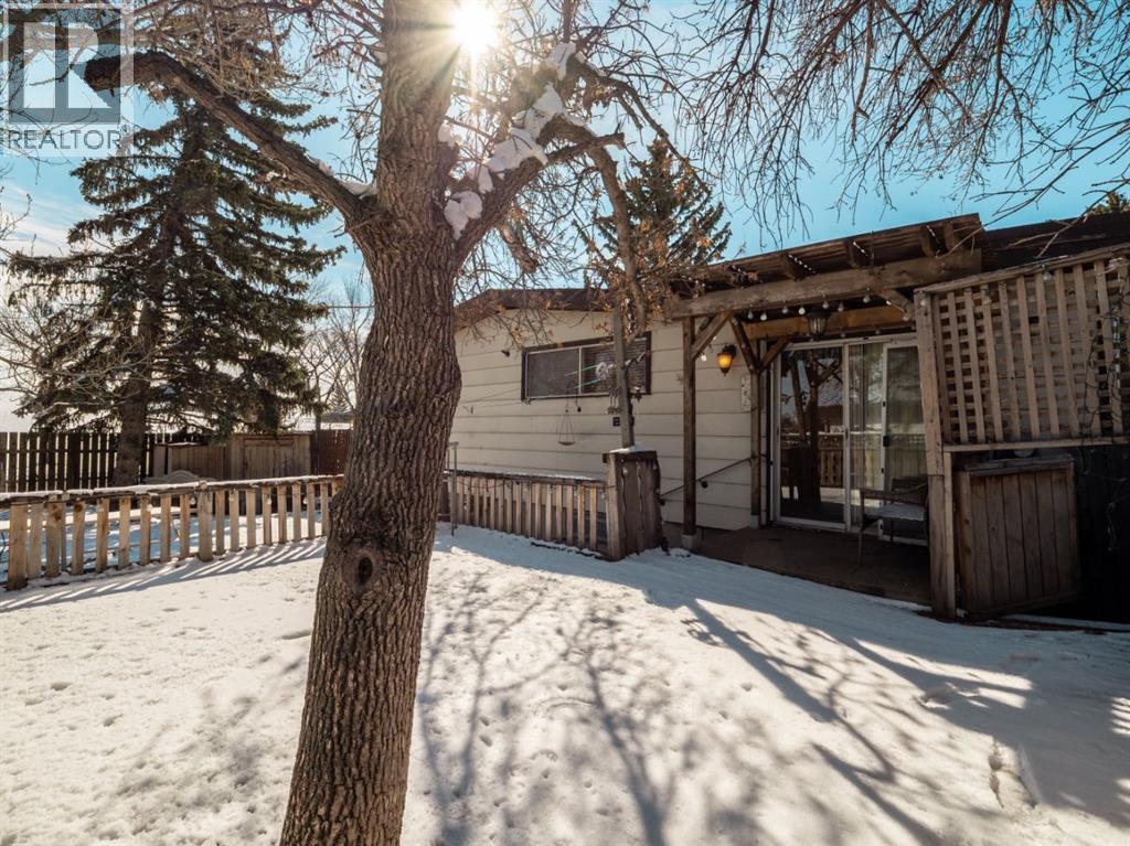 1306 27 Street N, Lethbridge, Alberta  T1H 4A5 - Photo 39 - A2300434