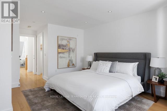 96 Summerhill Avenue, Toronto, Ontario  M4T 1B2 - Photo 27 - C12972212