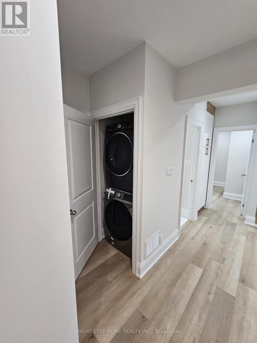 41 Sugarbush Square, Toronto, Ontario  M1C 3M6 - Photo 8 - E12977818