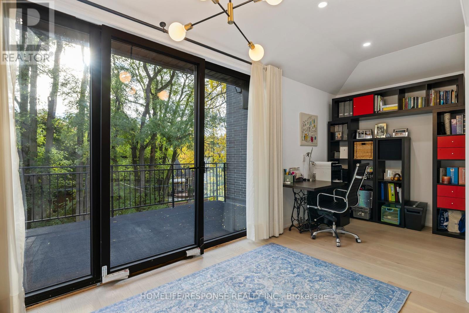 2110 Courtland Crescent, Mississauga, Ontario  L4Y 1V2 - Photo 23 - W12972954