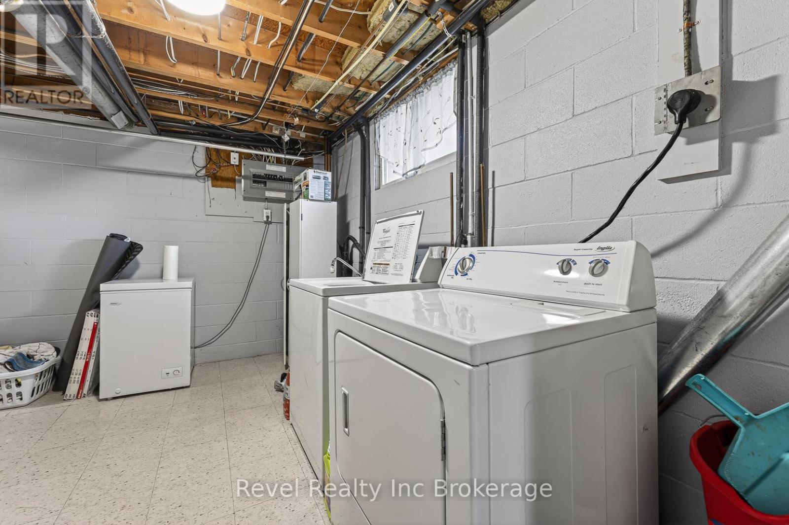 8 Elmwood Place, Woodstock, Ontario  N4S 2K6 - Photo 22 - X12981572