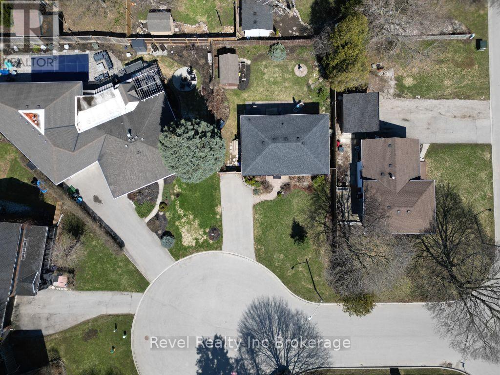 8 Elmwood Place, Woodstock, Ontario  N4S 2K6 - Photo 29 - X12981572