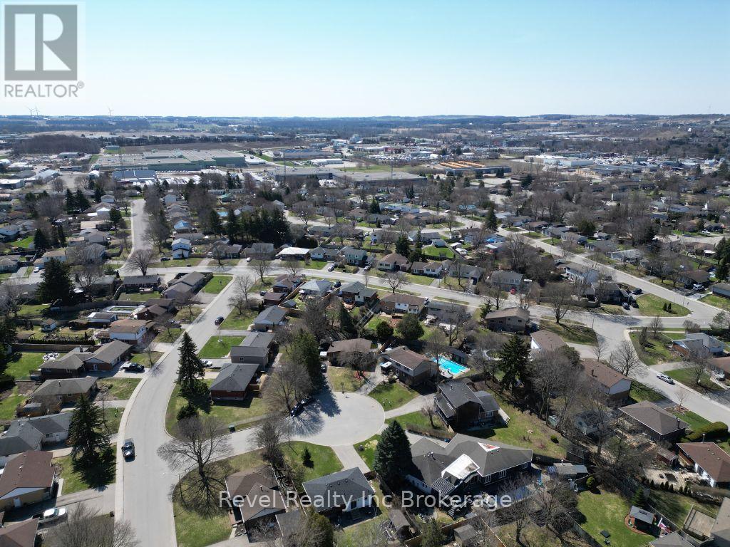 8 Elmwood Place, Woodstock, Ontario  N4S 2K6 - Photo 31 - X12981572