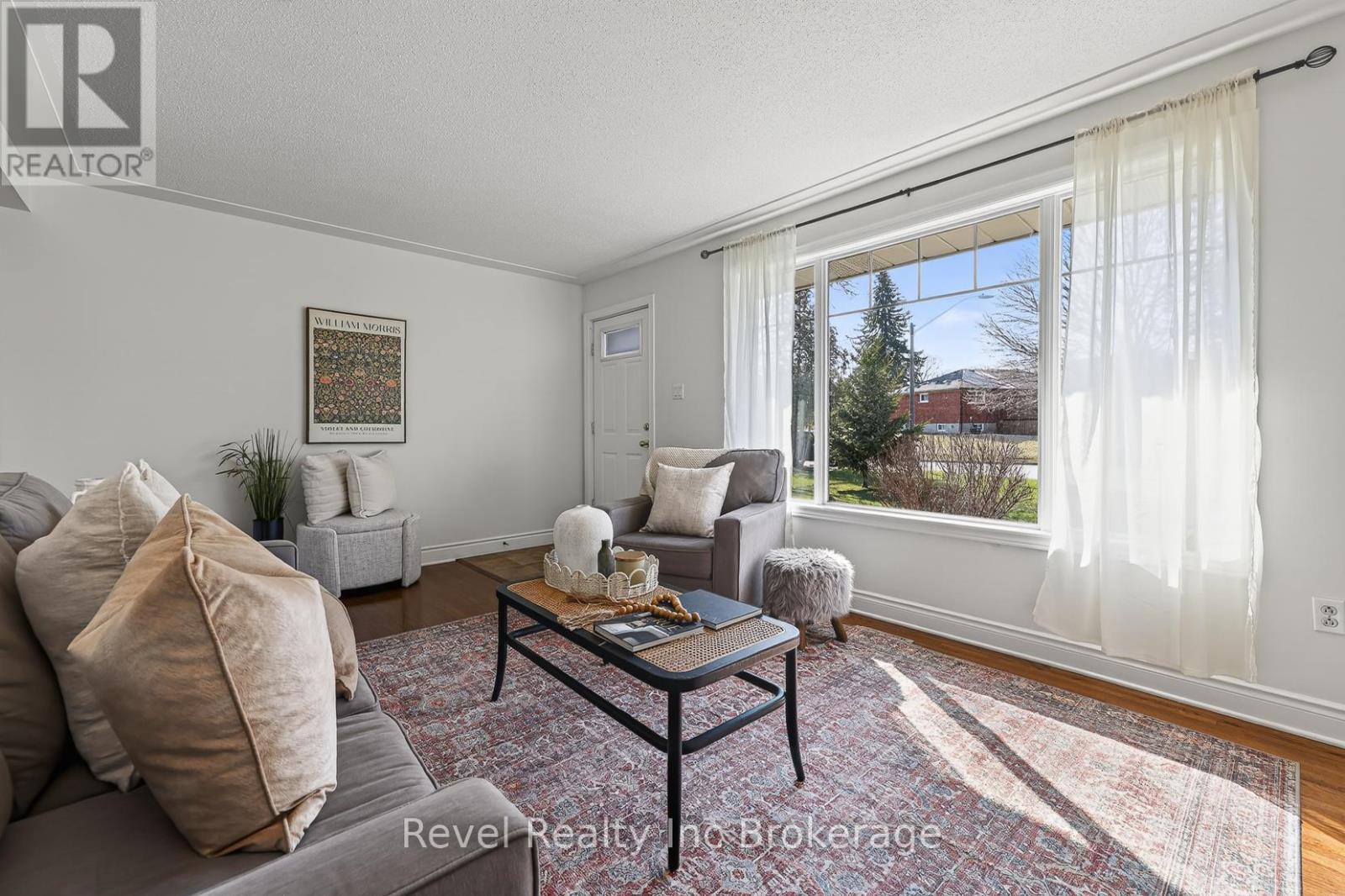 8 Elmwood Place, Woodstock, Ontario  N4S 2K6 - Photo 6 - X12981572