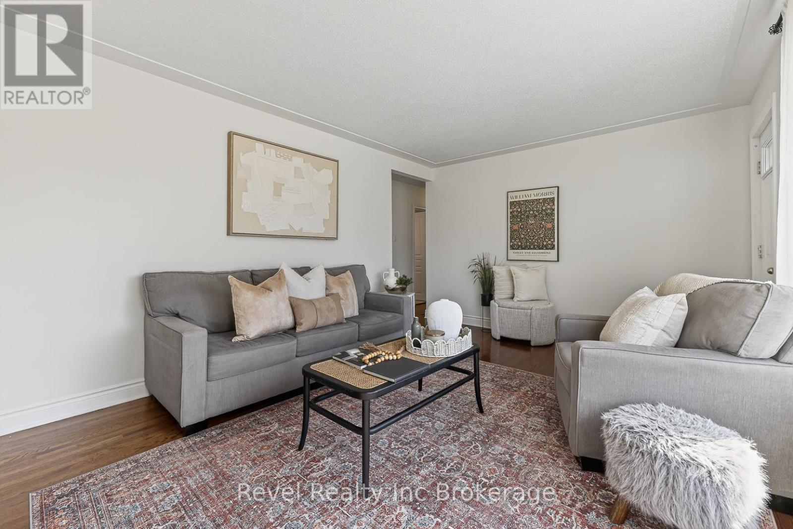 8 Elmwood Place, Woodstock, Ontario  N4S 2K6 - Photo 8 - X12981572