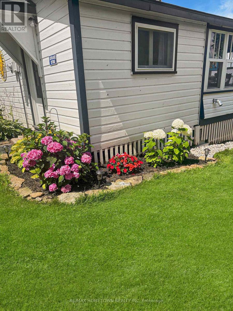 16 R3 Road, Rideau Lakes, Ontario  K0G 1L0 - Photo 29 - X12981454