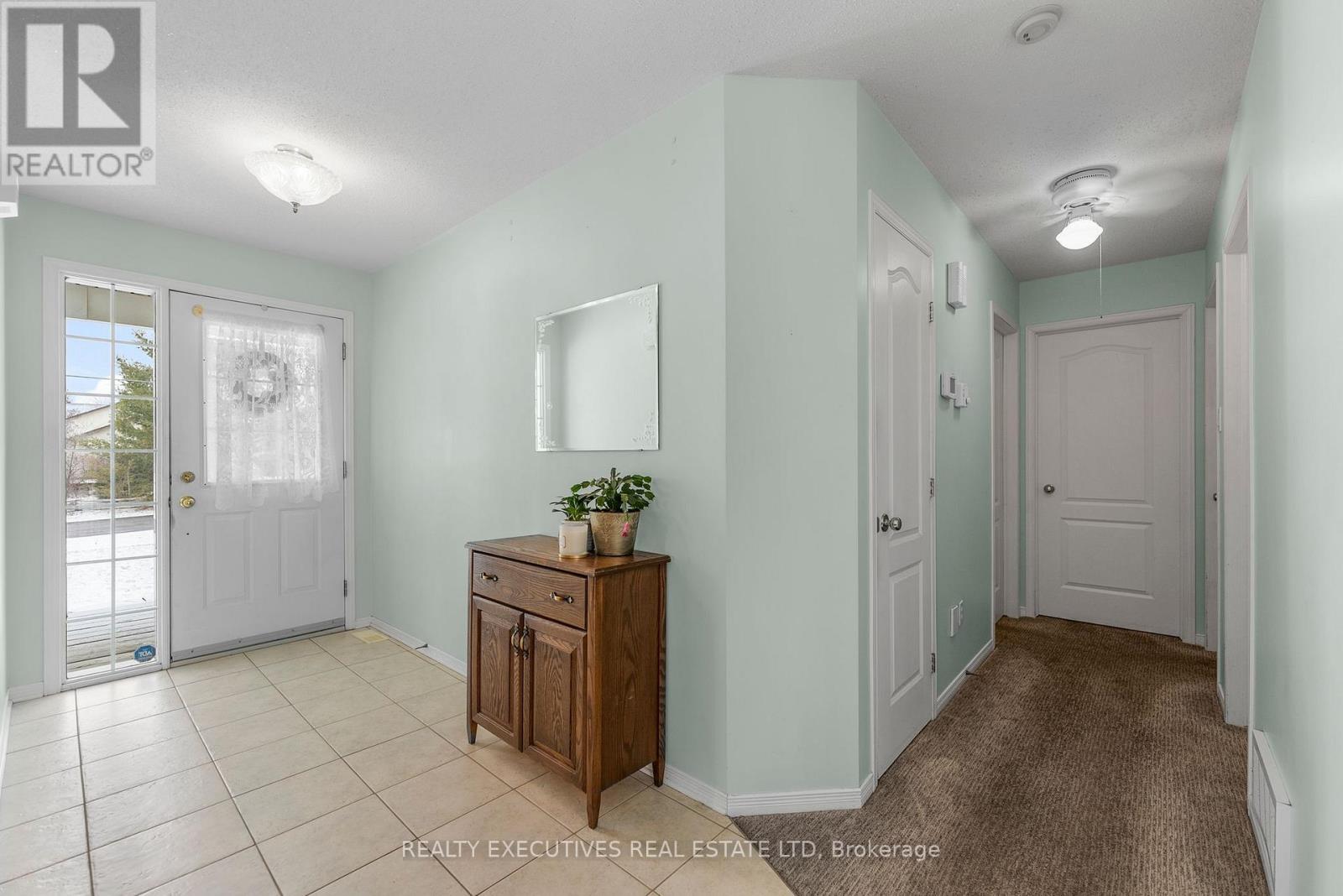 7854 Morningside Avenue, Ottawa, Ontario  K0A 2J0 - Photo 2 - X12981648