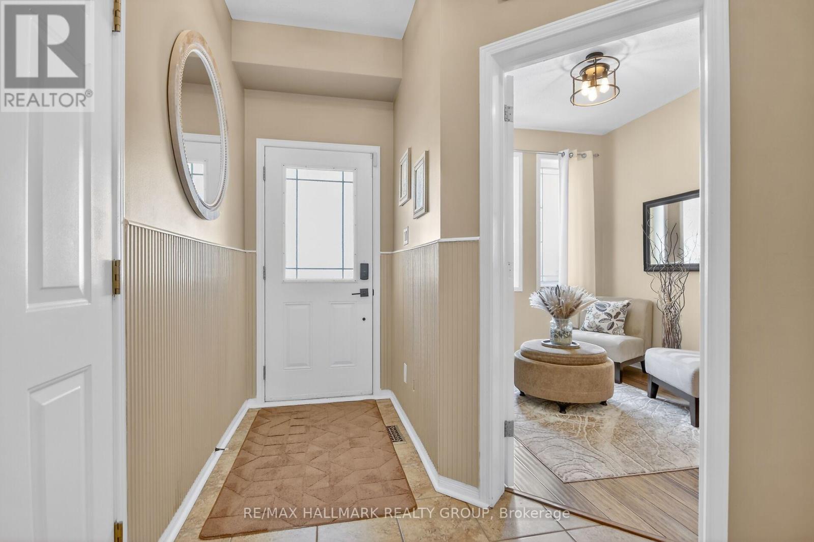 54 Charleston Street, Ottawa, Ontario  K2G 7G1 - Photo 5 - X12977790