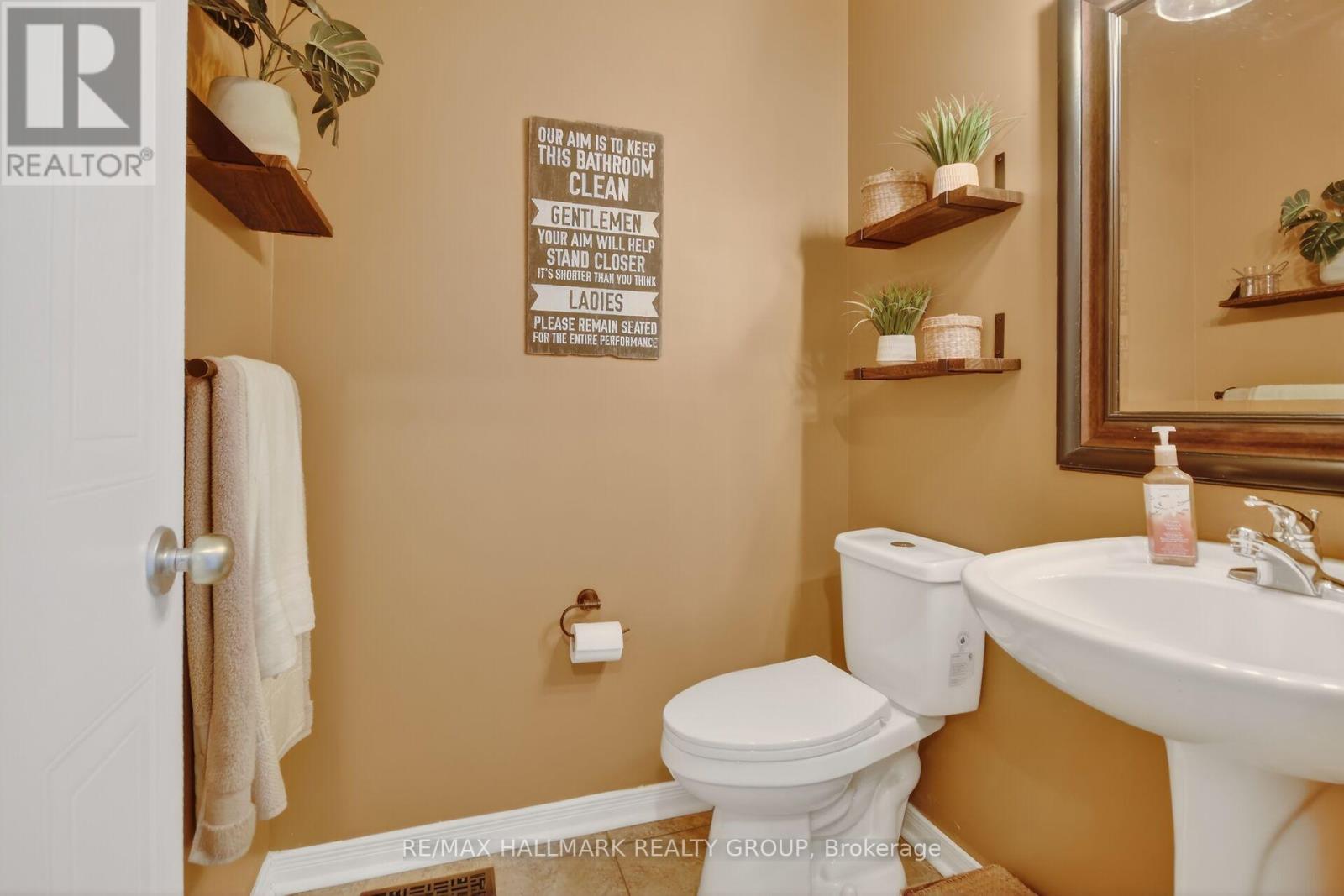 54 Charleston Street, Ottawa, Ontario  K2G 7G1 - Photo 9 - X12977790