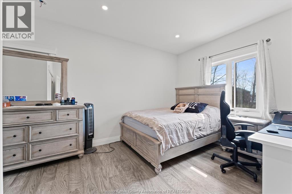 2585 Kenora Street, Windsor, Ontario  N9B 1Y3 - Photo 18 - 26007739