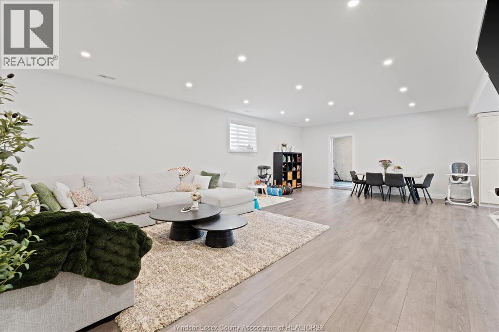 2585 Kenora Street, Windsor, Ontario  N9B 1Y3 - Photo 24 - 26007739