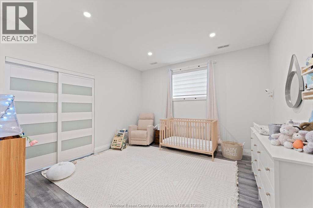 2585 Kenora Street, Windsor, Ontario  N9B 1Y3 - Photo 33 - 26007739