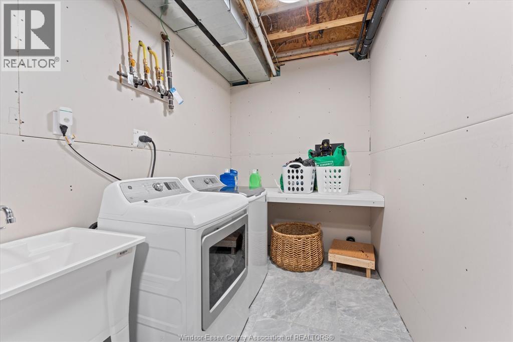 2585 Kenora Street, Windsor, Ontario  N9B 1Y3 - Photo 36 - 26007739