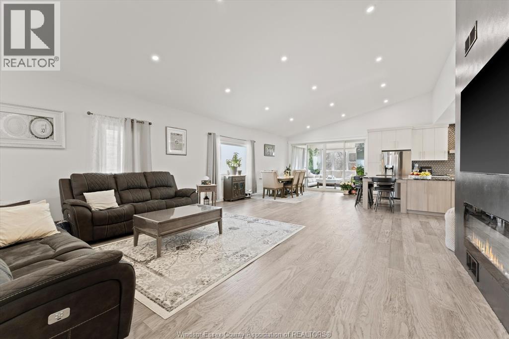 2585 Kenora Street, Windsor, Ontario  N9B 1Y3 - Photo 7 - 26007739