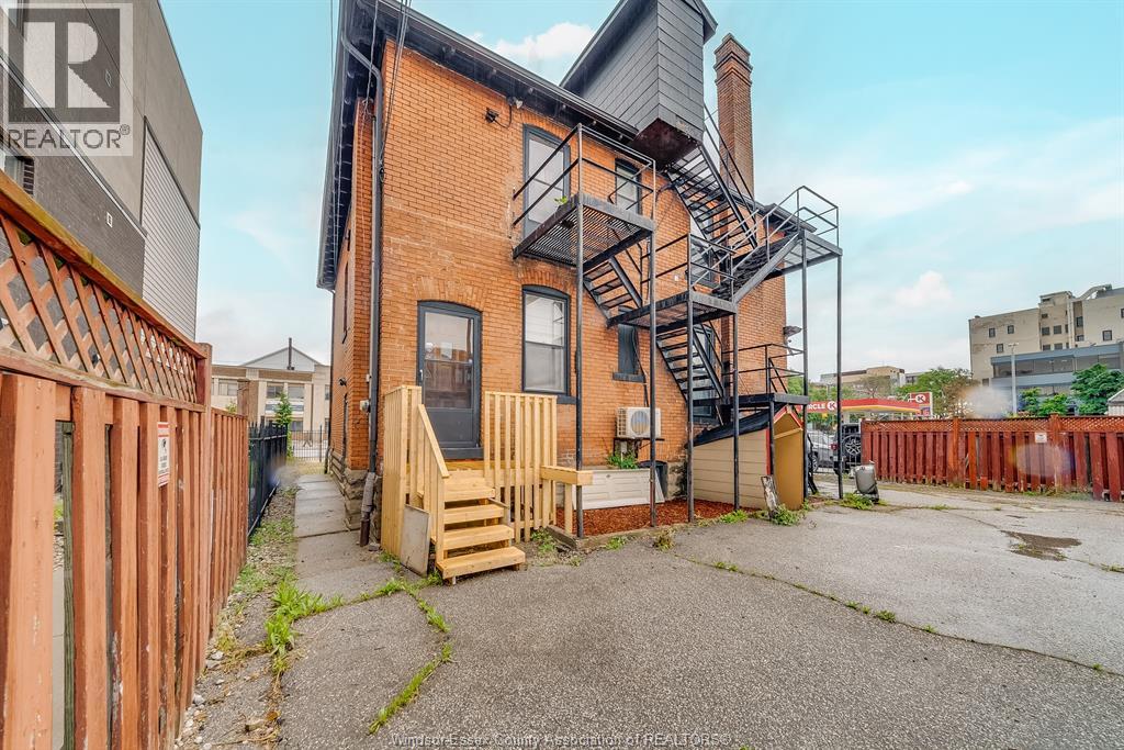 961 Ouellette Avenue Unit# 2, Windsor, Ontario  N9A 4J5 - Photo 39 - 26007702