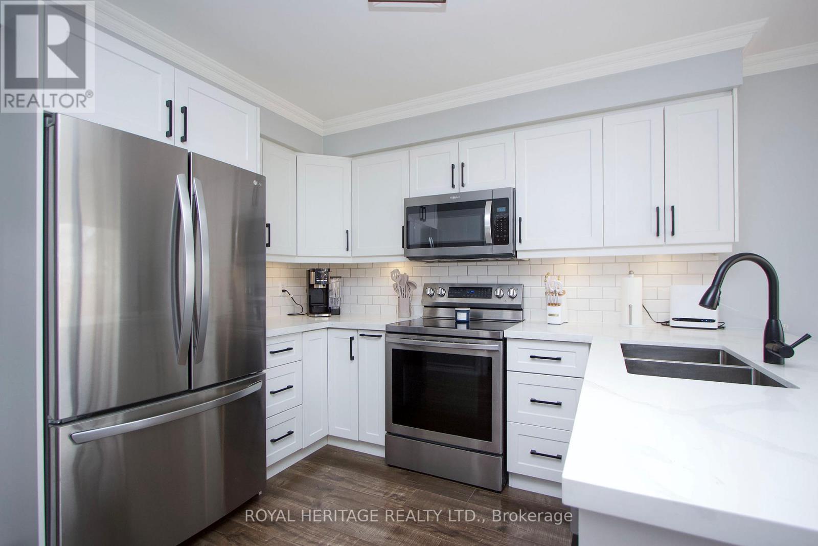 11 Glanville Crescent, Clarington, Ontario L1C 4L6 - Photo 14 - E12981472