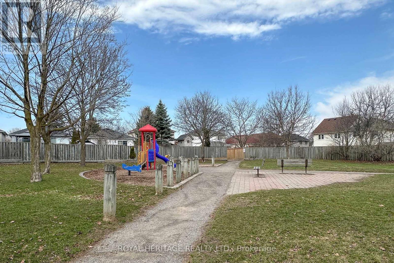 11 Glanville Crescent, Clarington, Ontario L1C 4L6 - Photo 36 - E12981472