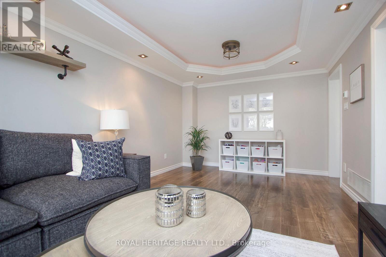 11 Glanville Crescent, Clarington, Ontario L1C 4L6 - Photo 9 - E12981472