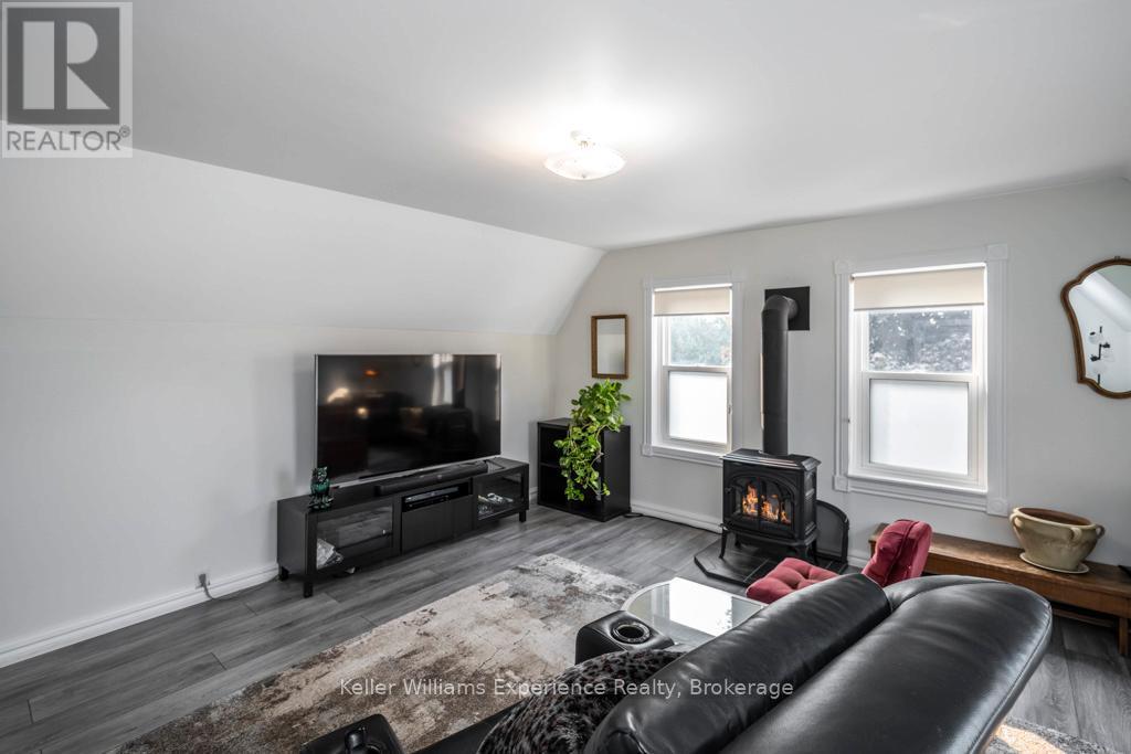 206 Fourth Street, Midland, Ontario  L4R 3T4 - Photo 18 - S12981642