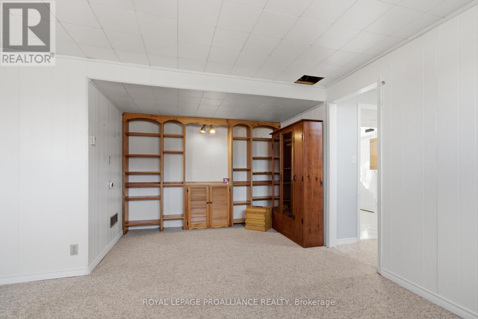 4 O'neil Crescent, Quinte West, Ontario  K8V 5Y6 - Photo 21 - X12981374