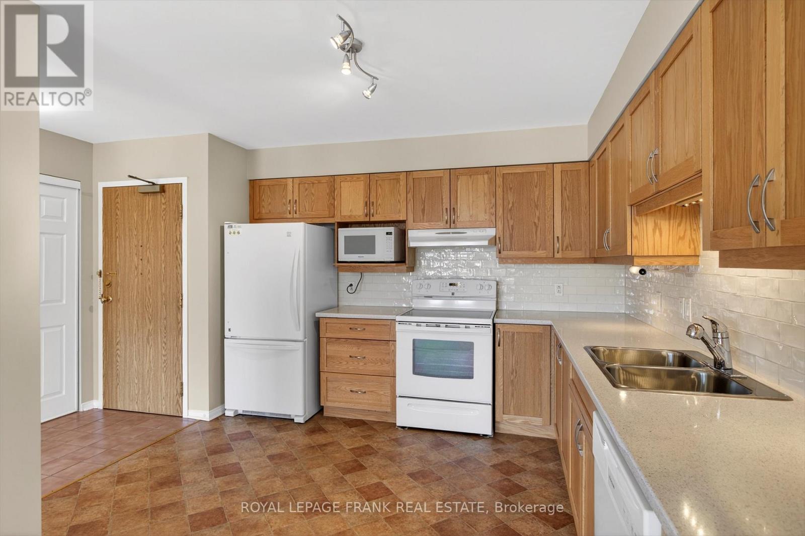 Bldg C #310 - 1099 Clonsilla Avenue, Peterborough, Ontario  K9J 8L8 - Photo 7 - X12981672