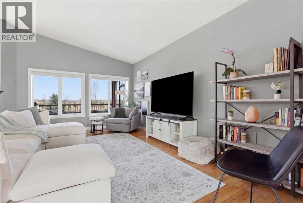 48 Silvertip Drive, Rural Foothills County, Alberta  T1V 1Z2 - Photo 7 - A2300059