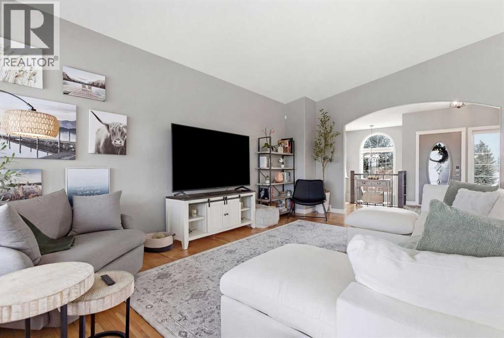 48 Silvertip Drive, Rural Foothills County, Alberta  T1V 1Z2 - Photo 9 - A2300059