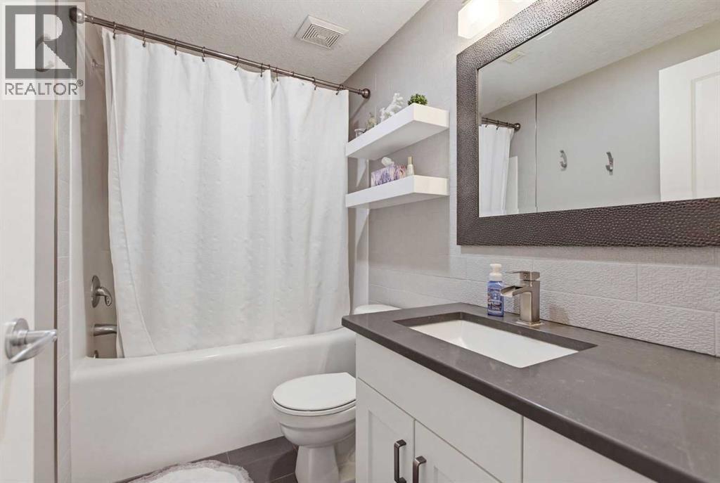 48 Silvertip Drive, Rural Foothills County, Alberta  T1V 1Z2 - Photo 41 - A2300059