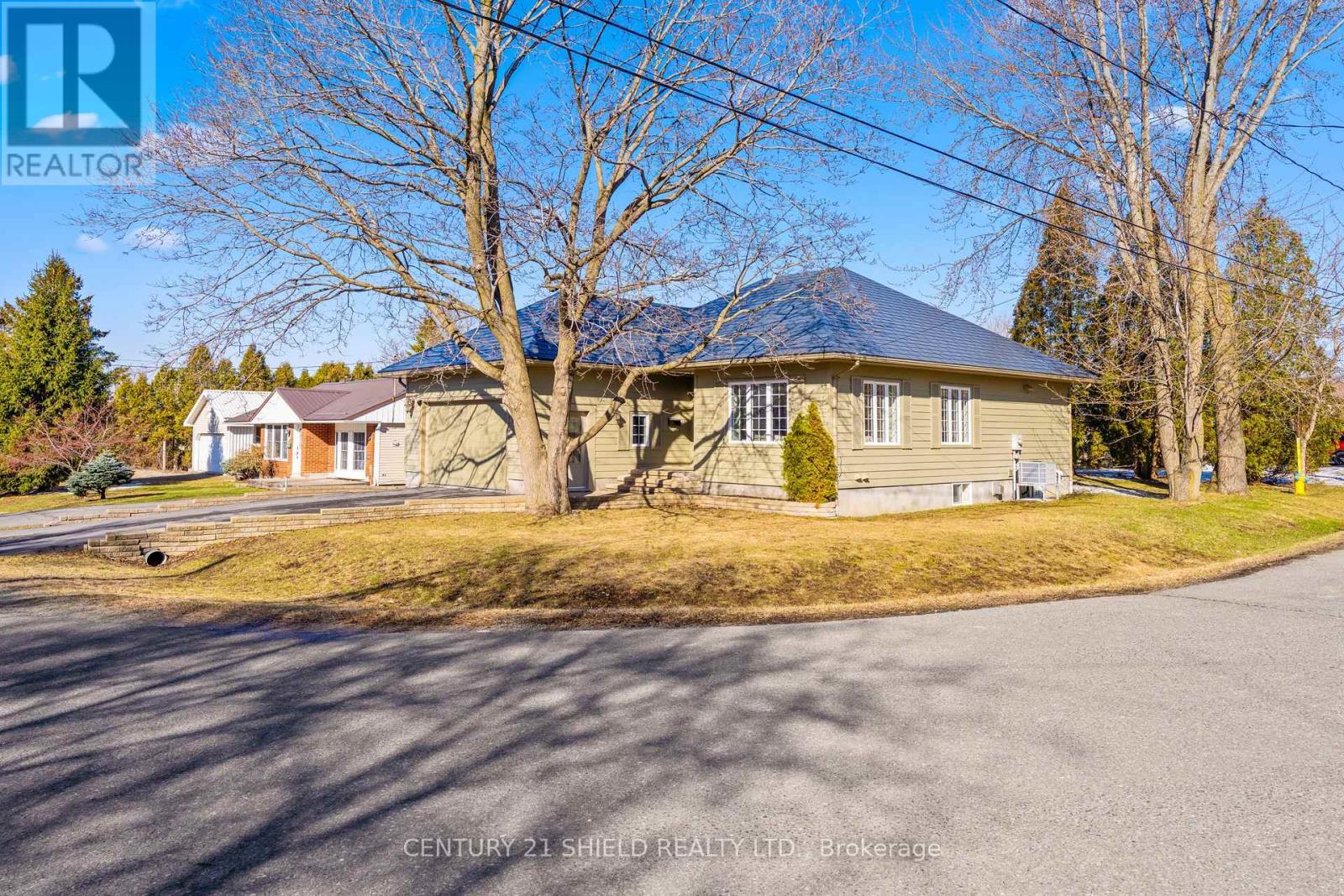 728 St Antoine Street, Cornwall, Ontario  K6H 7G9 - Photo 5 - X12981412