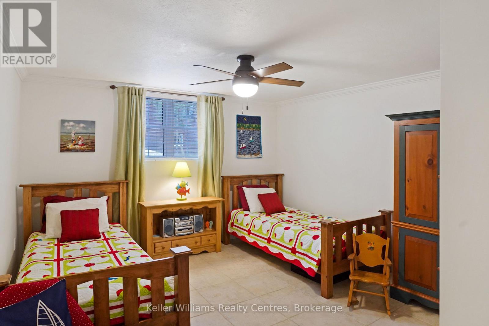 2 2nd Avenue, South Bruce Peninsula, Ontario  N0H 2T0 - Photo 36 - X12981398