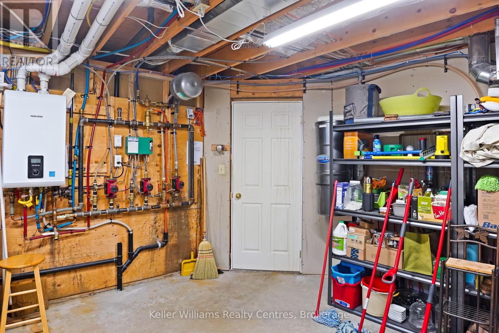 2 2nd Avenue, South Bruce Peninsula, Ontario  N0H 2T0 - Photo 38 - X12981398