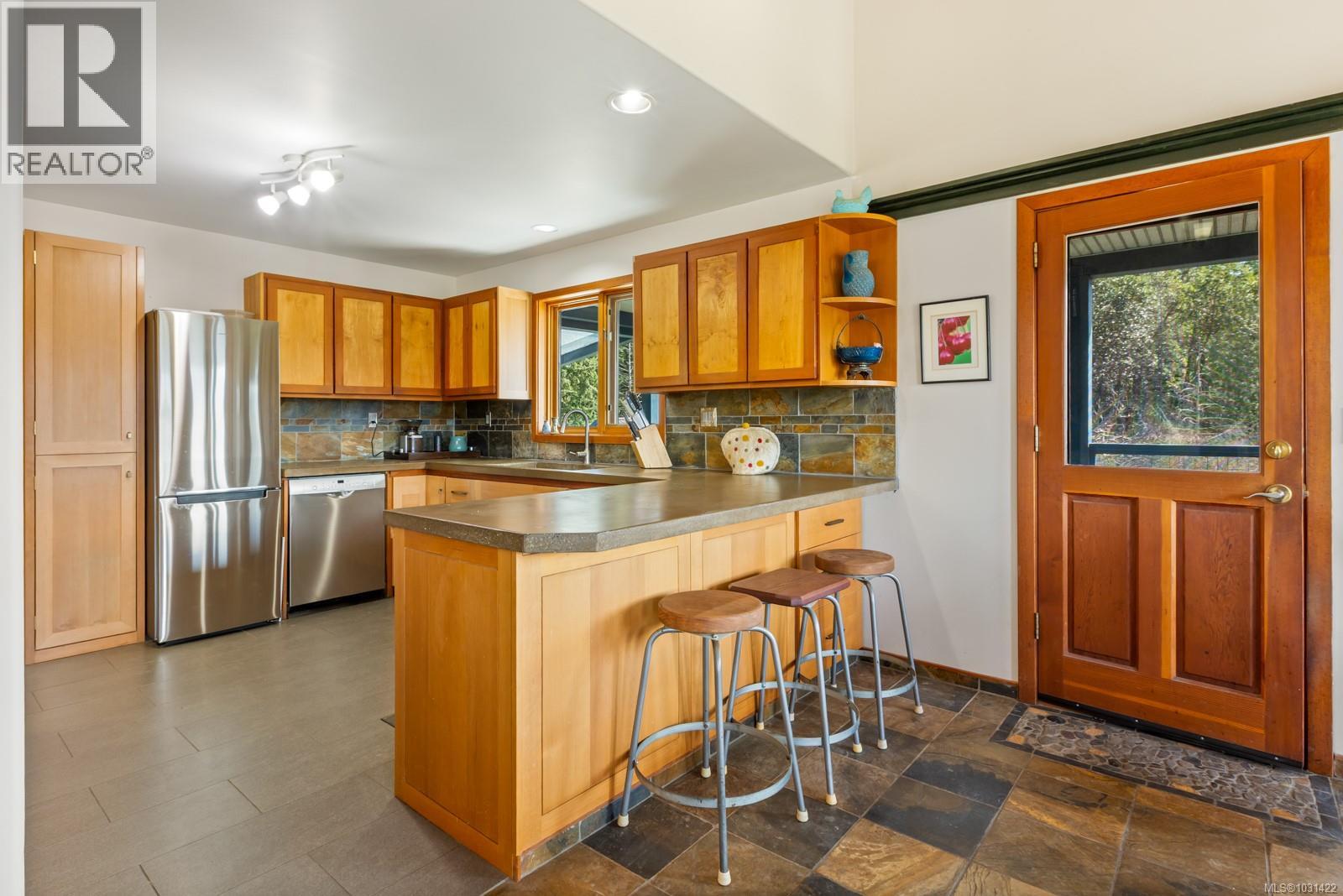 3088 Lacon Rd, Denman Island, British Columbia  V0R 1T0 - Photo 19 - 1031422