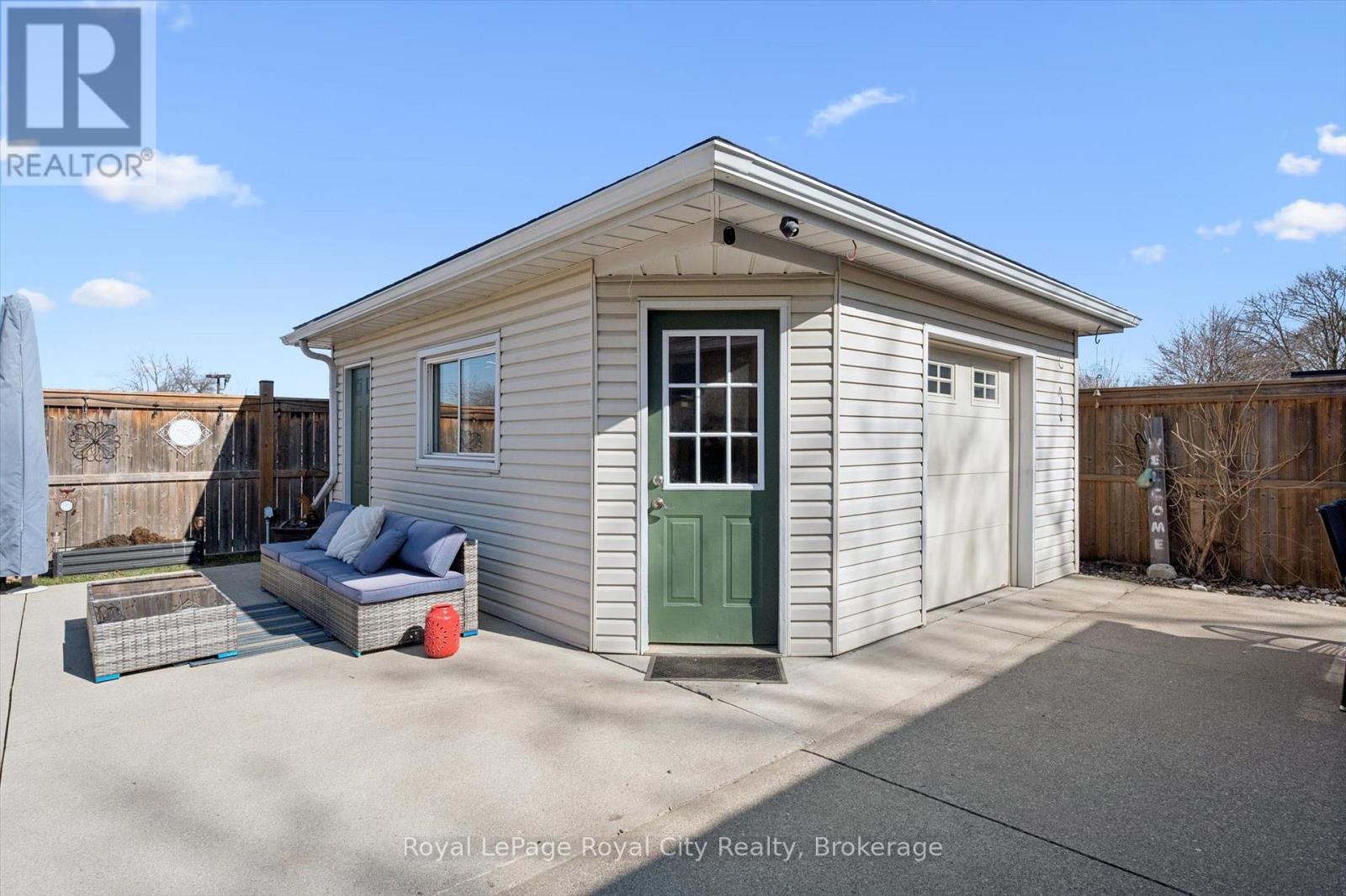 2 Cadillac Drive, Guelph, Ontario  N1E 2B5 - Photo 28 - X12981488