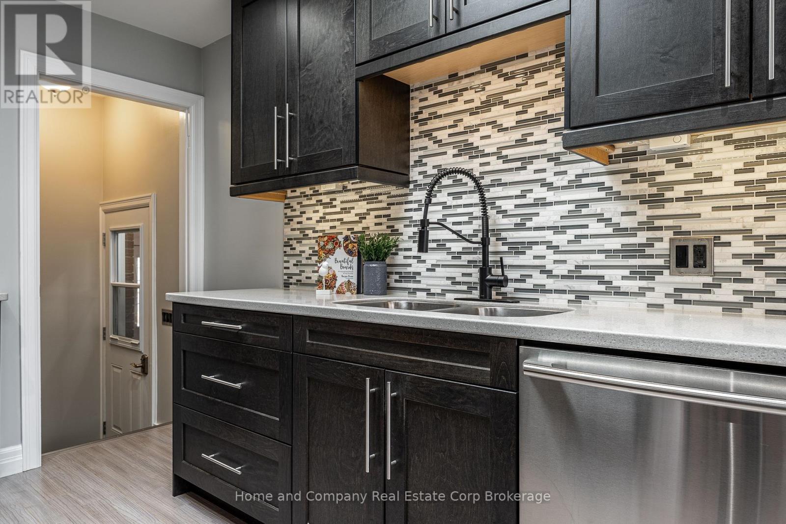 41 Dorland Drive, Stratford, Ontario  N5A 5C9 - Photo 13 - X12981522