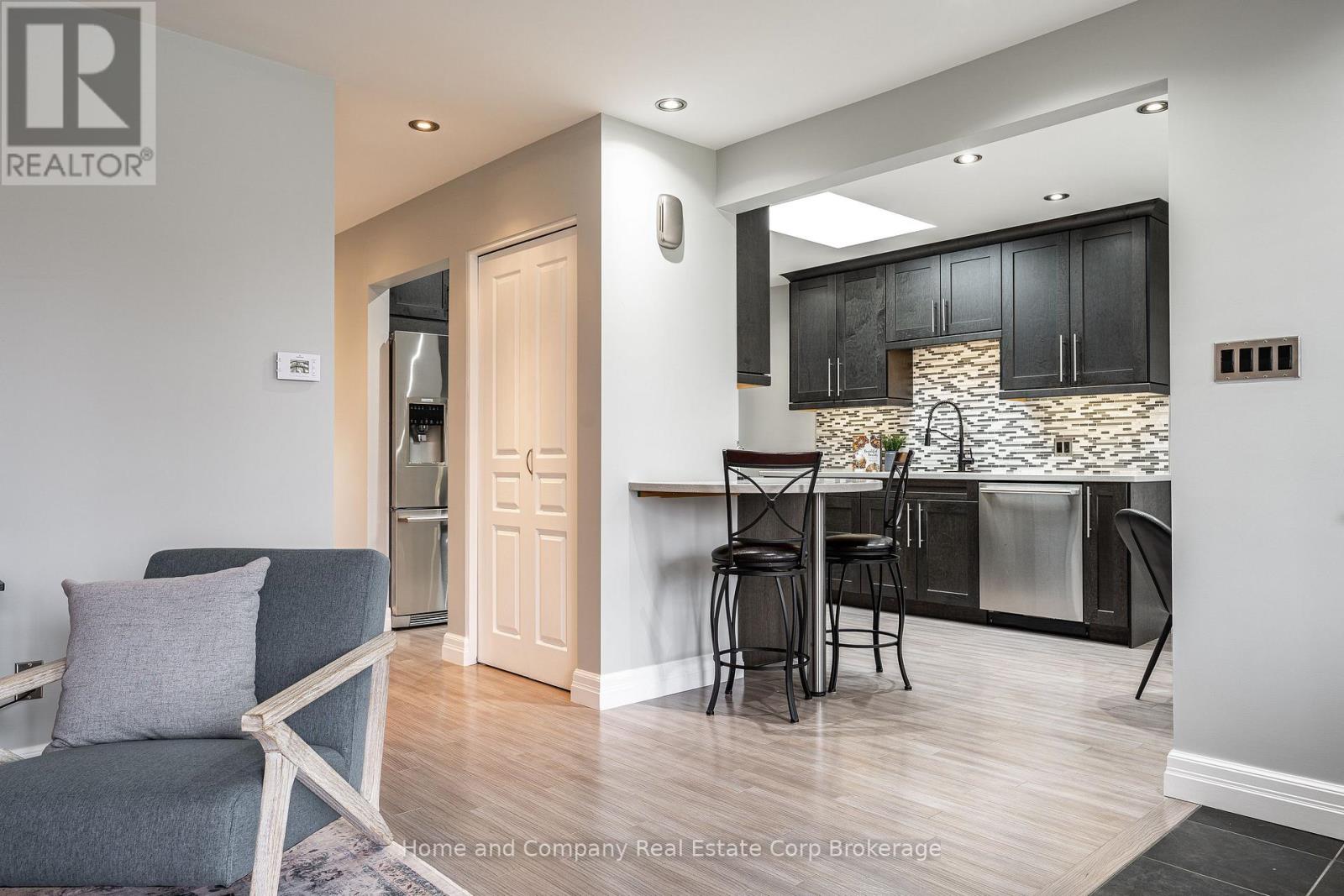 41 Dorland Drive, Stratford, Ontario  N5A 5C9 - Photo 7 - X12981522