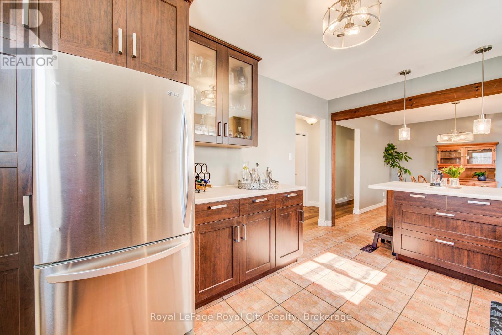 418 Imperial Road S, Guelph, Ontario  N1K 1J9 - Photo 13 - X12981540