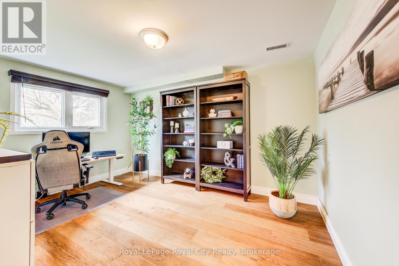 418 Imperial Road S, Guelph, Ontario  N1K 1J9 - Photo 26 - X12981540