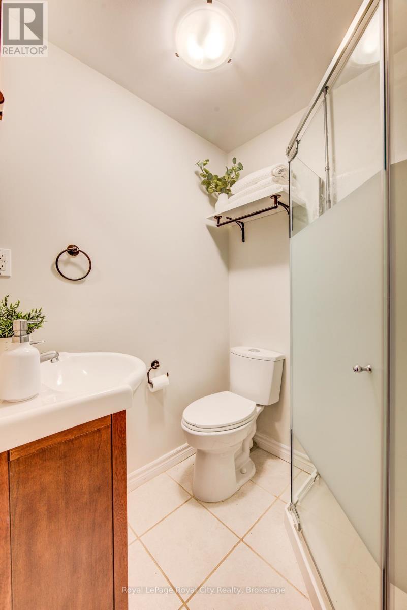 418 Imperial Road S, Guelph, Ontario  N1K 1J9 - Photo 32 - X12981540