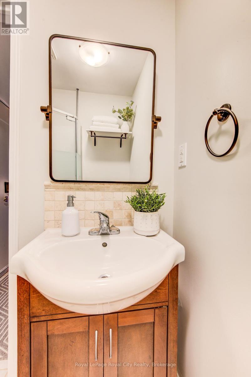 418 Imperial Road S, Guelph, Ontario  N1K 1J9 - Photo 33 - X12981540