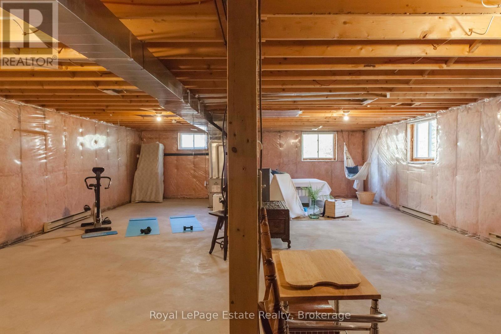 21 Sauble Woods Crescent, South Bruce Peninsula, Ontario  N0H 2G0 - Photo 37 - X12981556