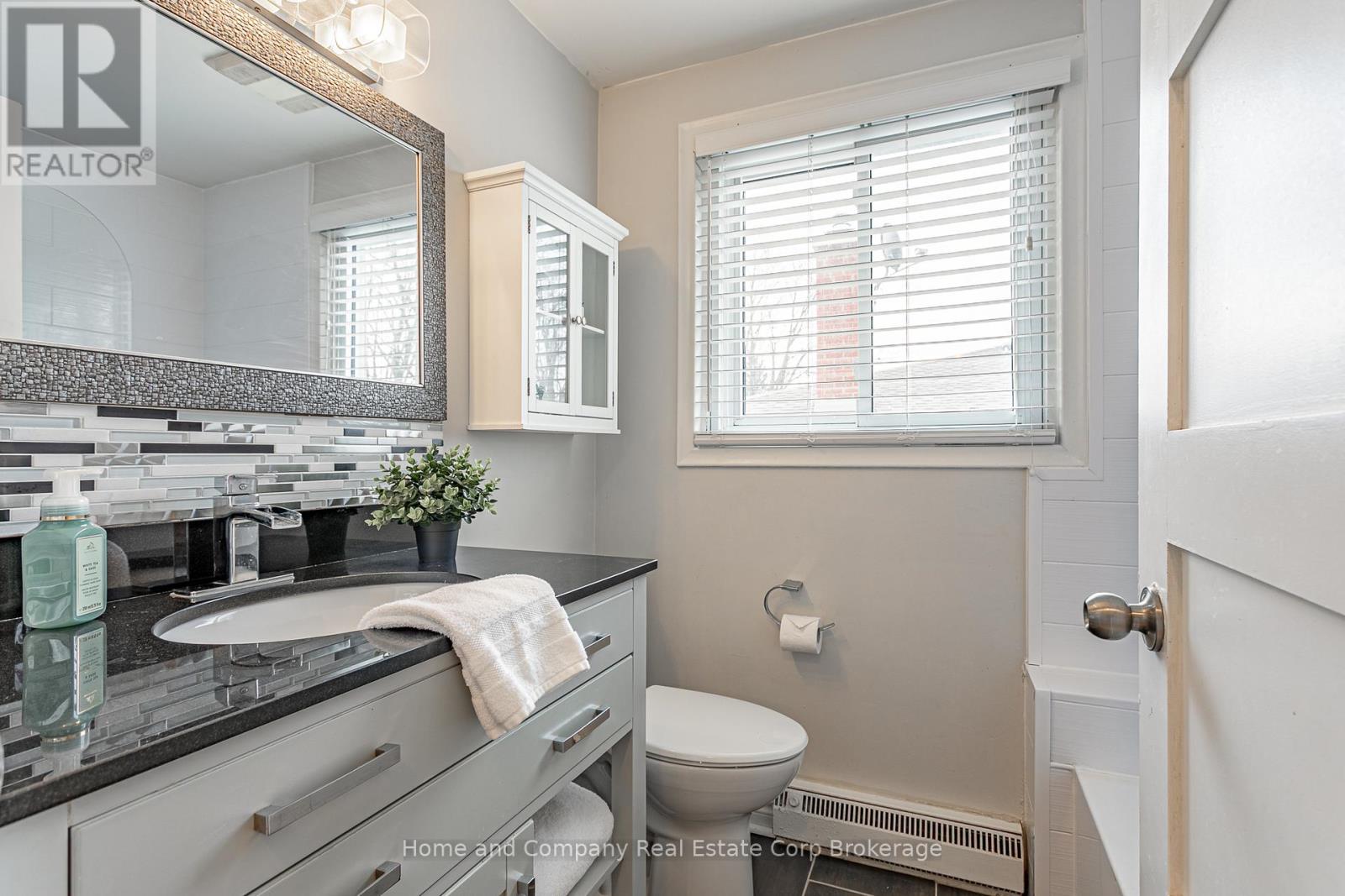 292 Redford Crescent, Stratford, Ontario  N5A 1P5 - Photo 15 - X12981596